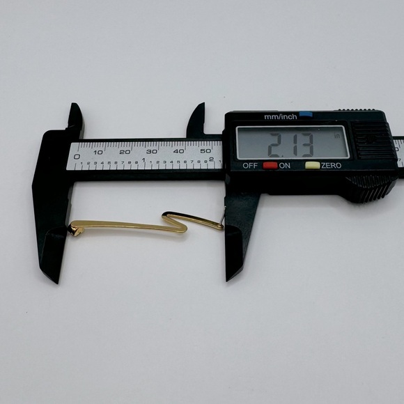 VINTAGE Gold-Tone Crystal Zig Zag Earrings - Picture 10 of 11